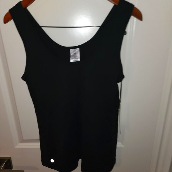 Reflex Workout Tanktop - Picture 1 of 3